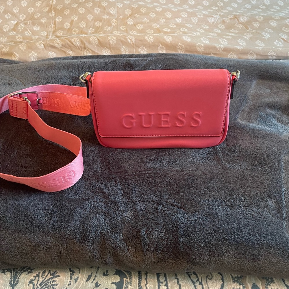 Guess crossbody